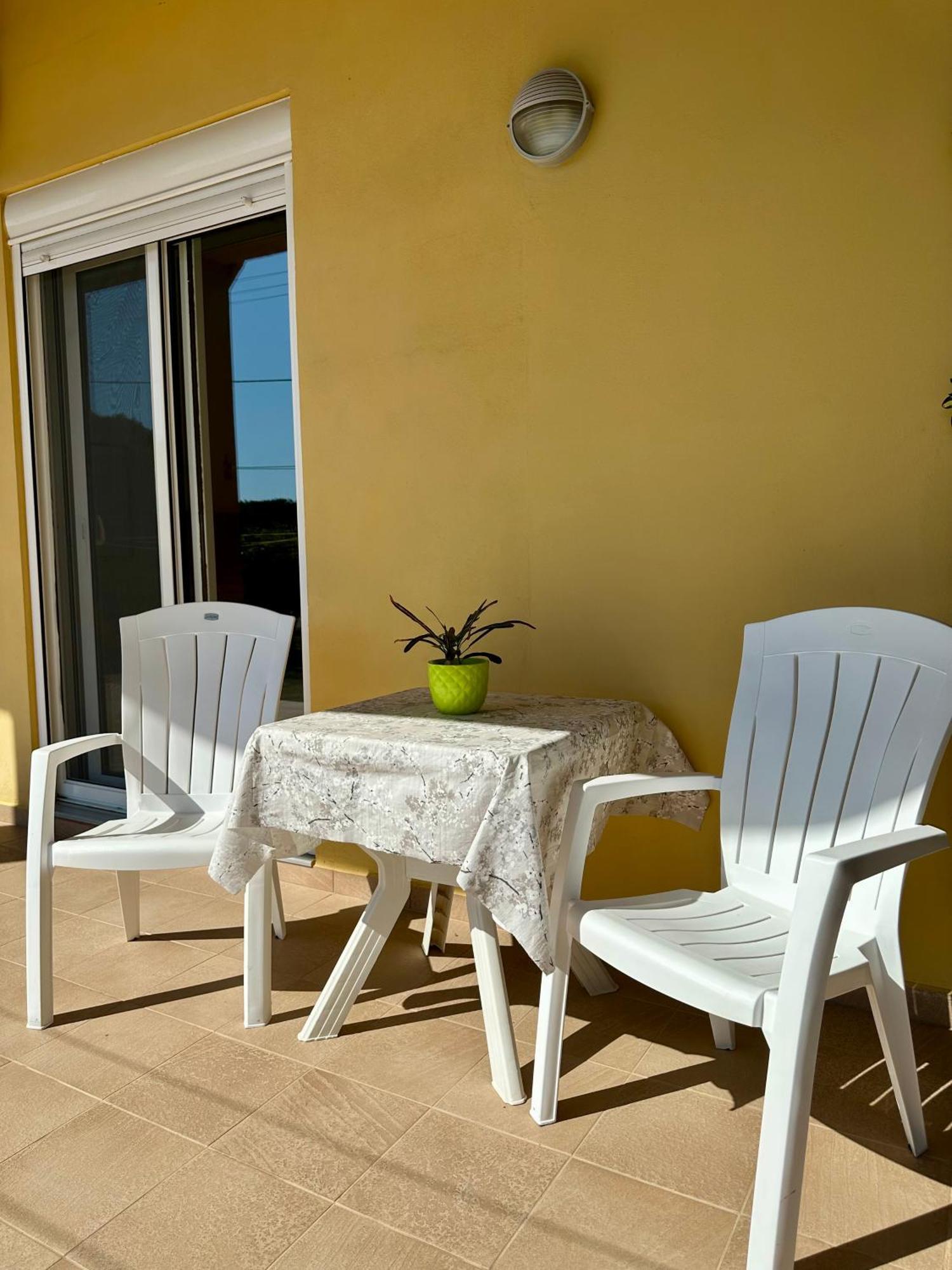 Garden View Appartment Kalavárda Dış mekan fotoğraf